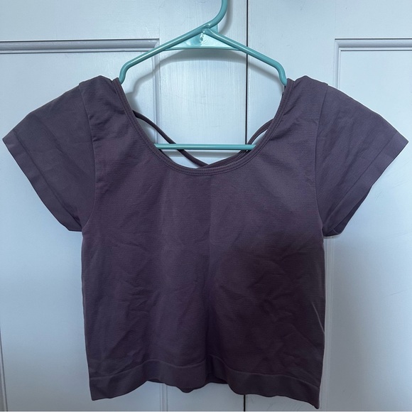 Top - Picture 1 of 2